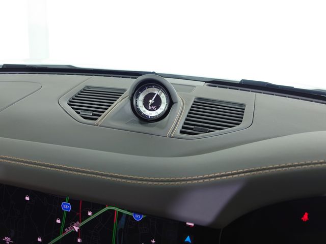 PORSCHE 911 OPEN 2024 Image 31