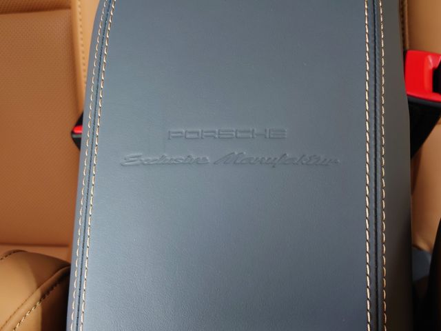 PORSCHE 911 OPEN 2024 Image 31