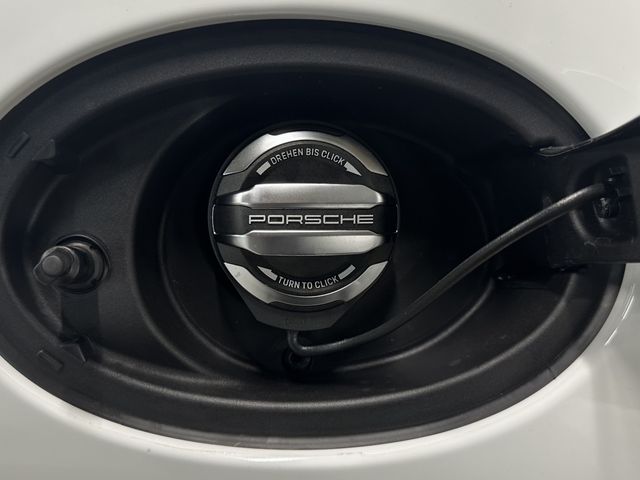 PORSCHE 911 OPEN 2024 Image 31