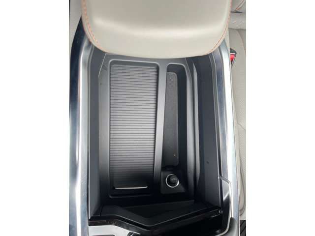 AUDI E-TRON 2021 Image 31