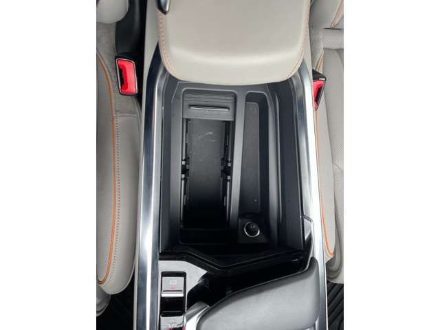 AUDI E-TRON 2021 Image 31