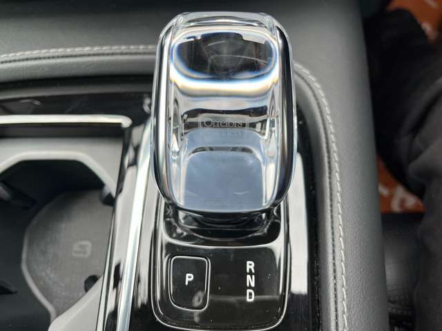 VOLVO V60 2022 Image 31