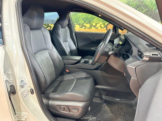 TOYOTA HARRIER 2WD 2021 Image 31