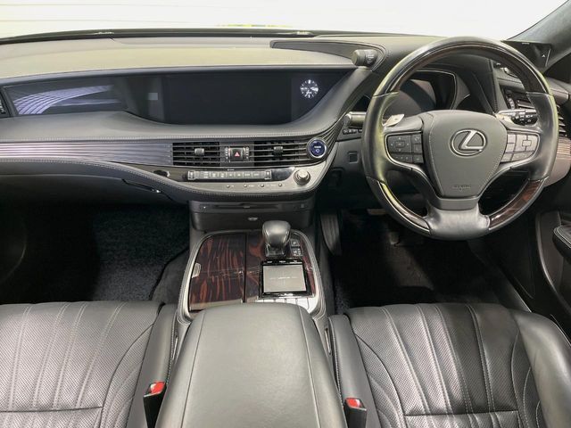 TOYOTA LEXUS LS500H 4WD 2018 Image 31