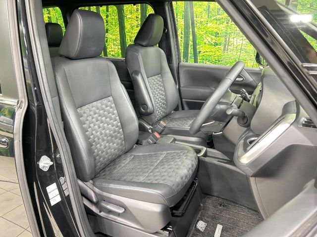 TOYOTA VOXY HYBRID 2024 Image 31