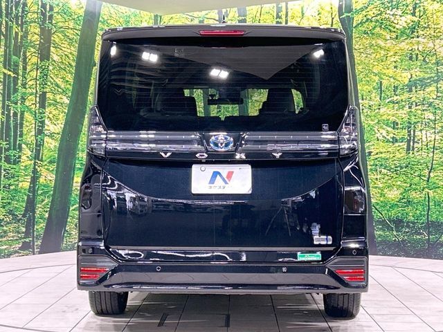 TOYOTA VOXY HYBRID 2024 Image 31