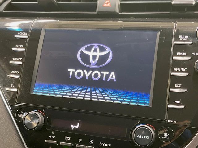 TOYOTA CAMRY HYBRID 2017 Image 31