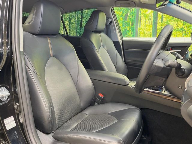 TOYOTA CAMRY HYBRID 2017 Image 31