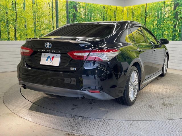 TOYOTA CAMRY HYBRID 2017 Image 31