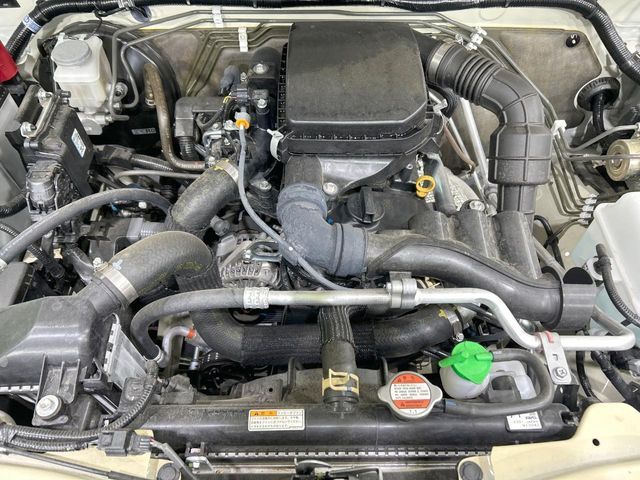 SUZUKI JIMNY 4WD 2024 Image 31