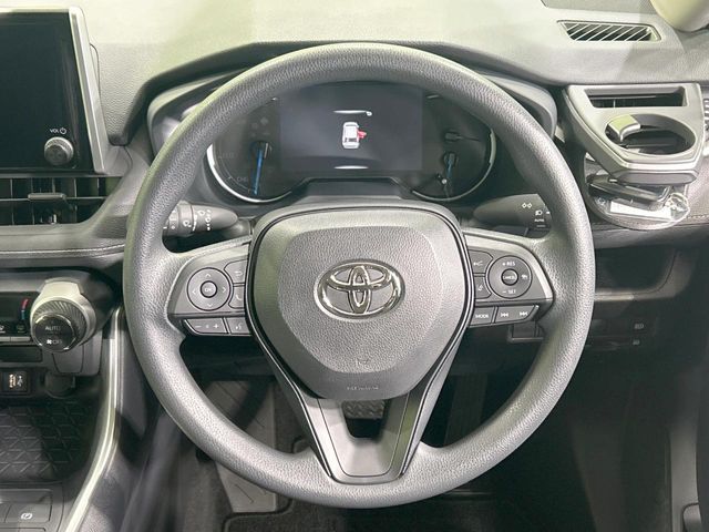TOYOTA RAV4 HYBRID 2WD 2022 Image 31