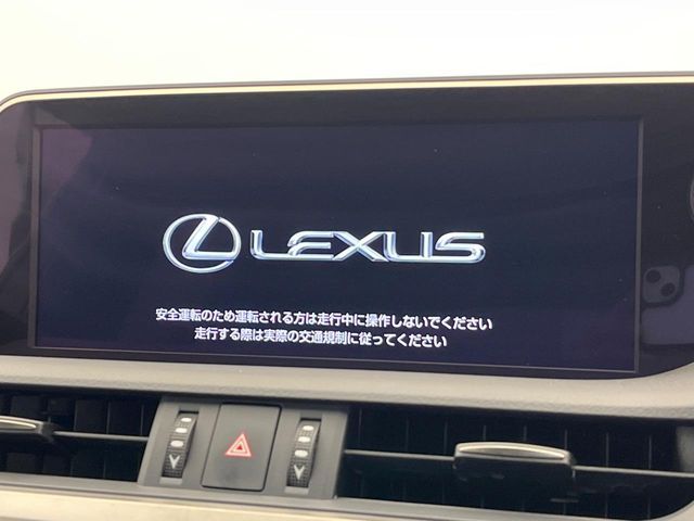 TOYOTA LEXUS ES300H 2019 Image 31