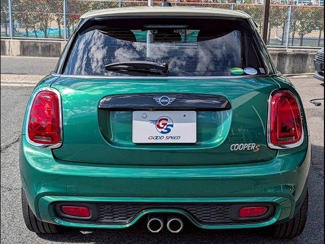 BMW MINI COOPER S 5DOOR 2019 Image 31