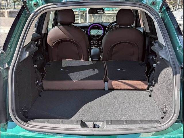 BMW MINI COOPER S 5DOOR 2019 Image 31