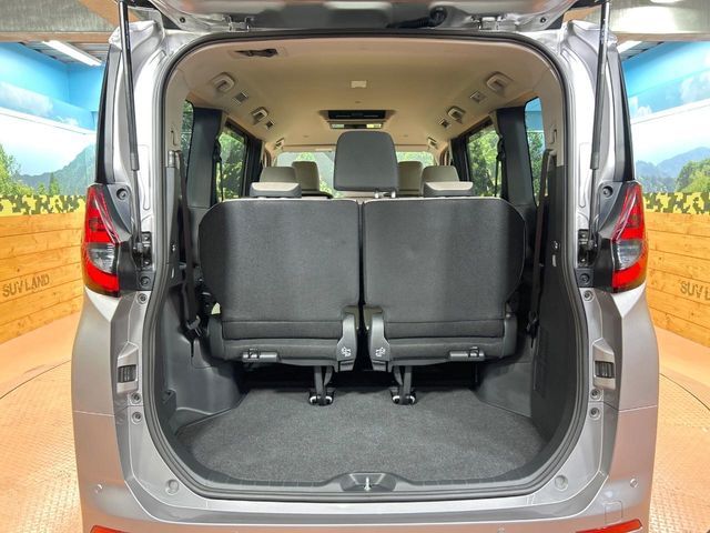 TOYOTA NOAH 2022 Image 31