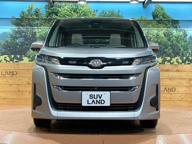 TOYOTA NOAH 2022 Image 31