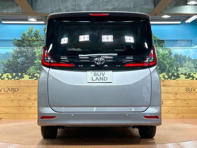TOYOTA NOAH 2022 Image 31