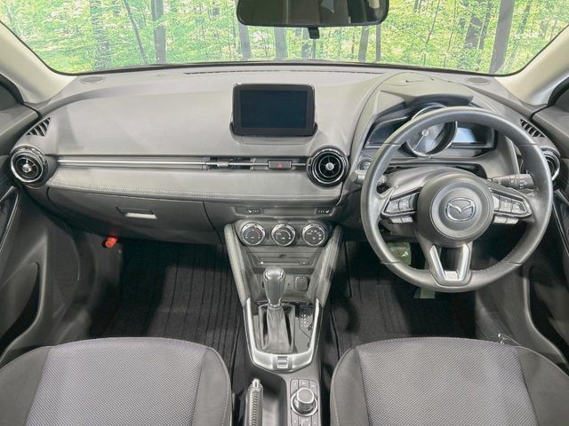 MAZDA DEMIO 2017 Image 31