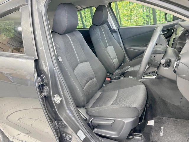 MAZDA DEMIO 2017 Image 31