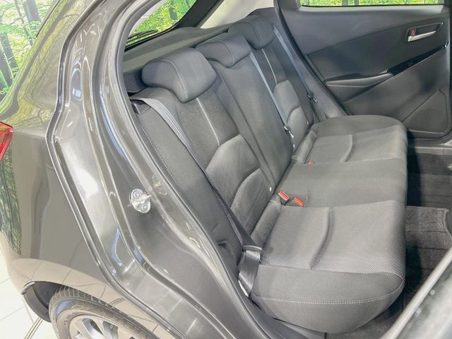 MAZDA DEMIO 2017 Image 31