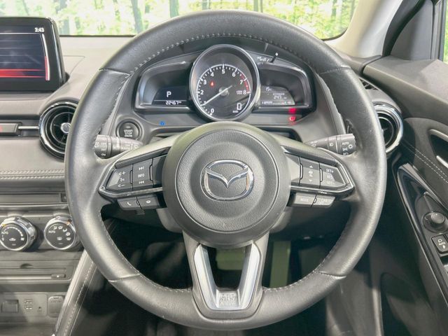 MAZDA DEMIO 2017 Image 31