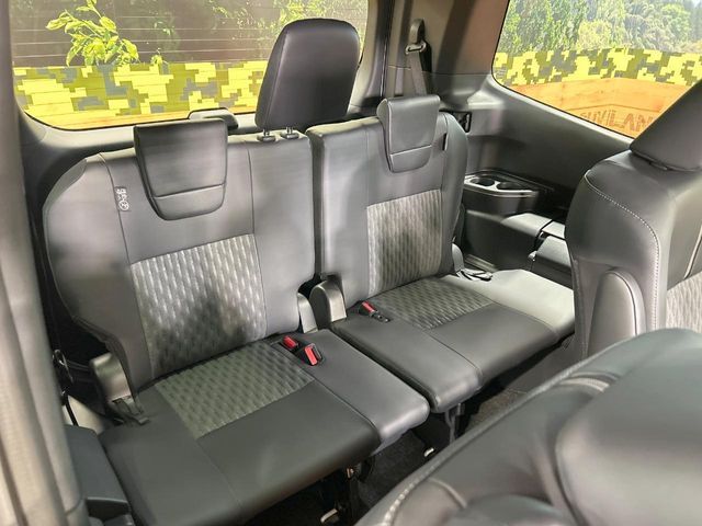 TOYOTA NOAH HYBRID 2026 Image 31