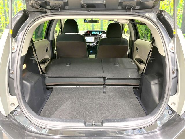 TOYOTA AQUA 2013 Image 31