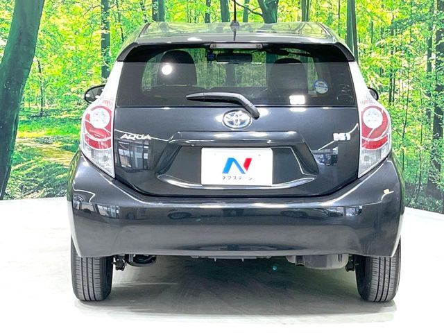 TOYOTA AQUA 2013 Image 31