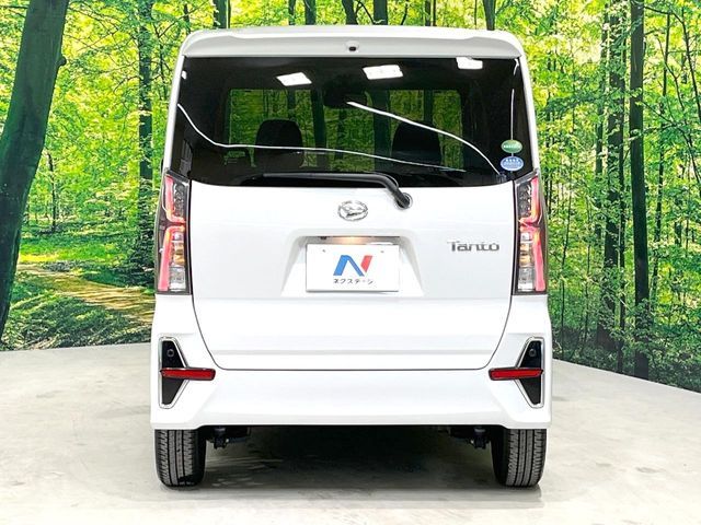 DAIHATSU TANTO CUSTOM 2021 Image 31