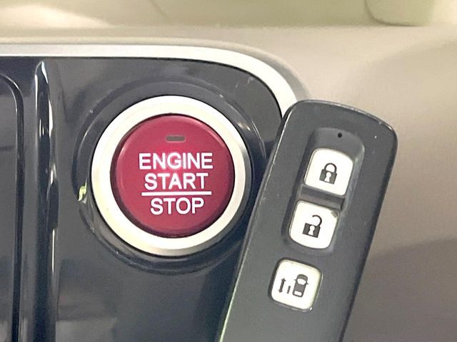 HONDA N BOX 2012 Image 31