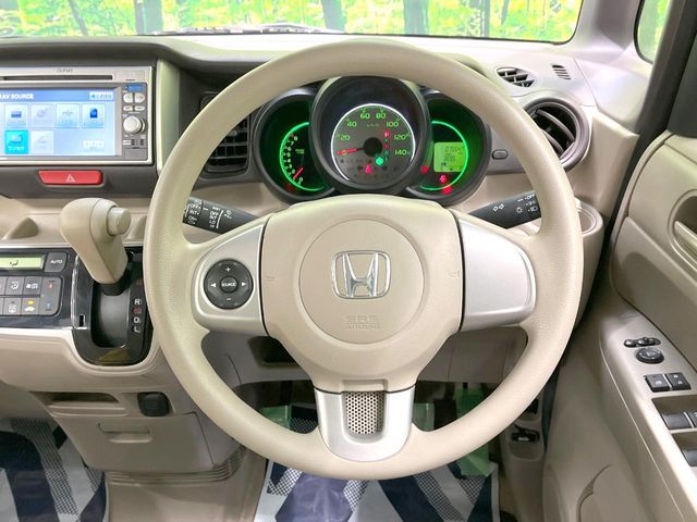 HONDA N BOX 2012 Image 31