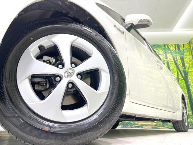 TOYOTA PRIUS 2013 Image 31