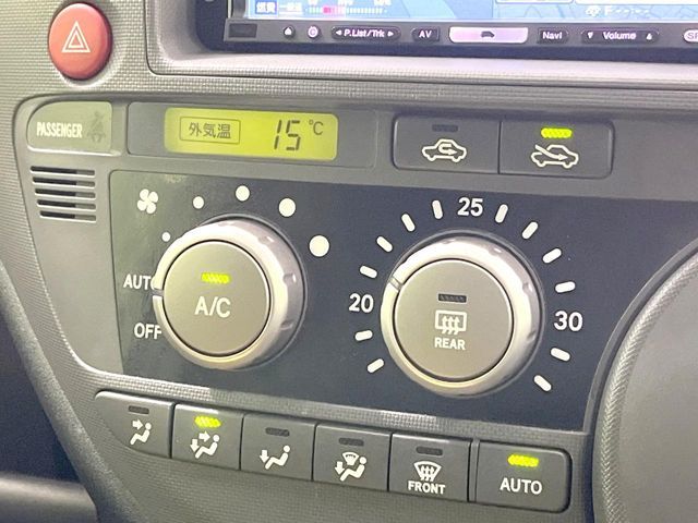 TOYOTA SIENTA 2013 Image 31