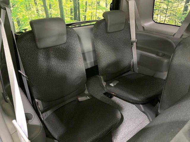 TOYOTA SIENTA 2013 Image 31