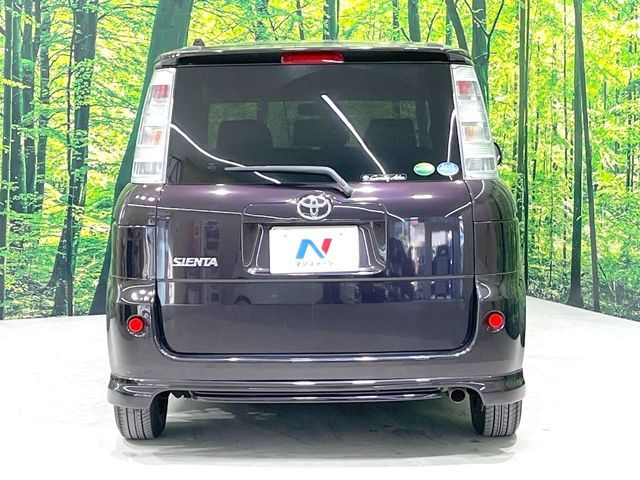 TOYOTA SIENTA 2013 Image 31