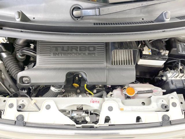 DAIHATSU TANTO CUSTOM 2013 Image 31