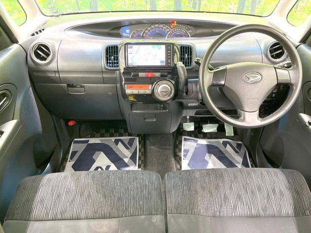 DAIHATSU TANTO CUSTOM 2012 Image 31