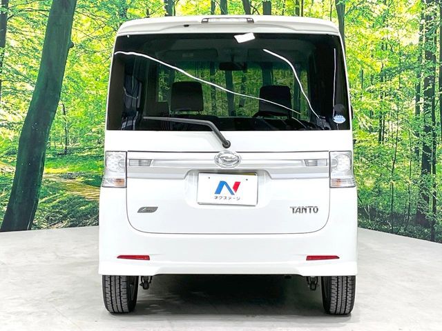 DAIHATSU TANTO CUSTOM 2012 Image 31