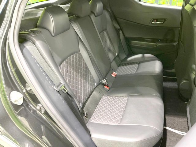 TOYOTA C-HR 2019 Image 31