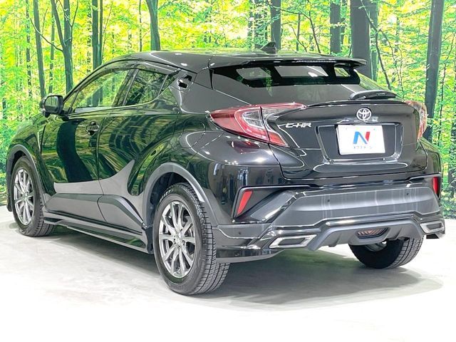 TOYOTA C-HR 2019 Image 31