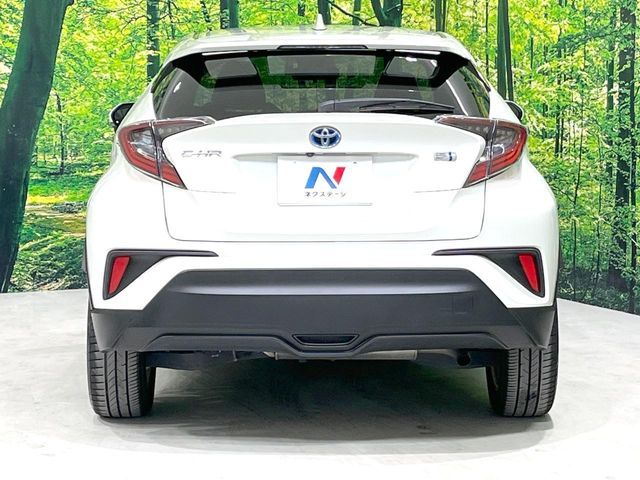 TOYOTA C-HR 2018 Image 31