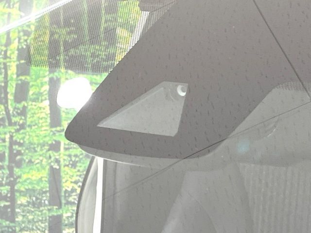 TOYOTA PRIUS 2017 Image 31