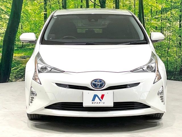 TOYOTA PRIUS 2017 Image 31