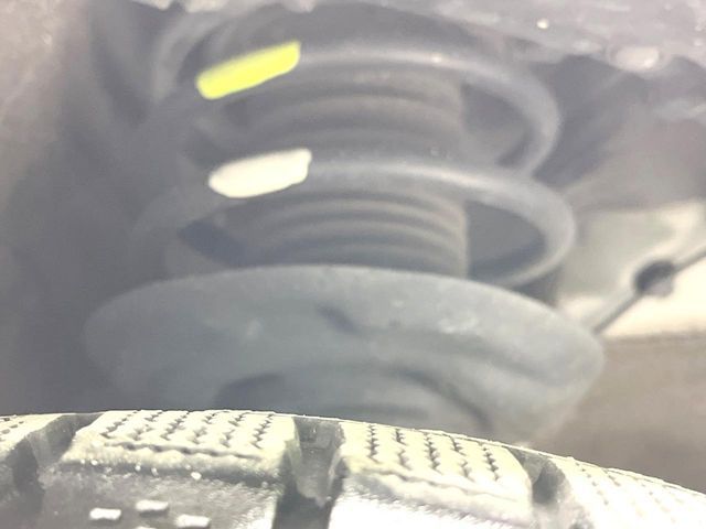 TOYOTA PRIUS 2017 Image 31