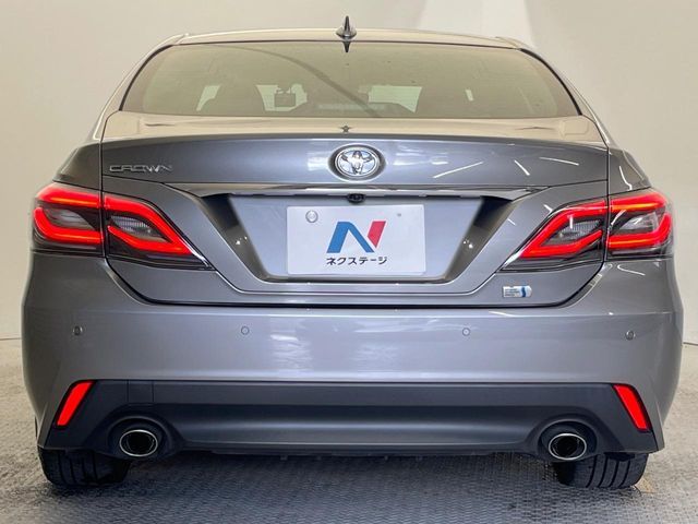 TOYOTA CROWN SEDAN HYBRID 2021 Image 31
