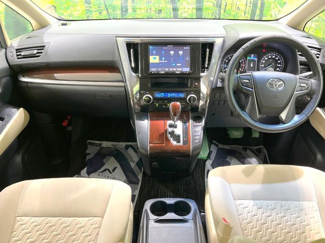 TOYOTA VELLFIRE 2015 Image 31