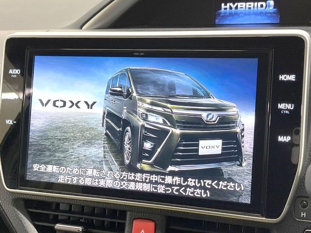 TOYOTA VOXY HYBRID 2018 Image 31