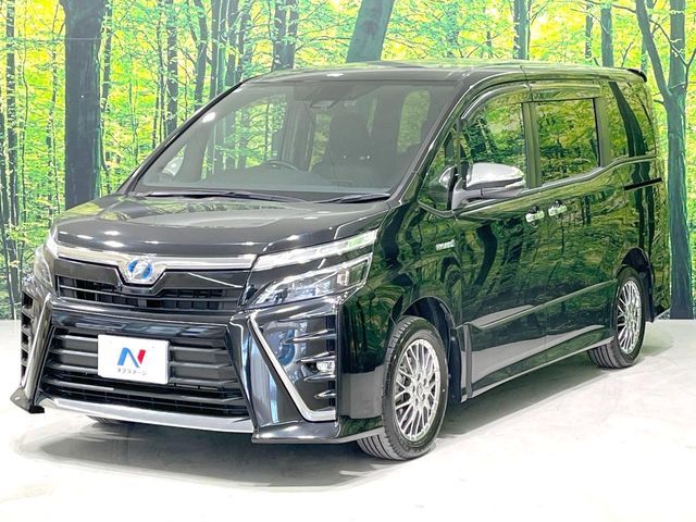 TOYOTA VOXY HYBRID 2018 Image 31