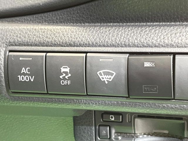 TOYOTA COROLLA TOURING HYBR 2023 Image 31