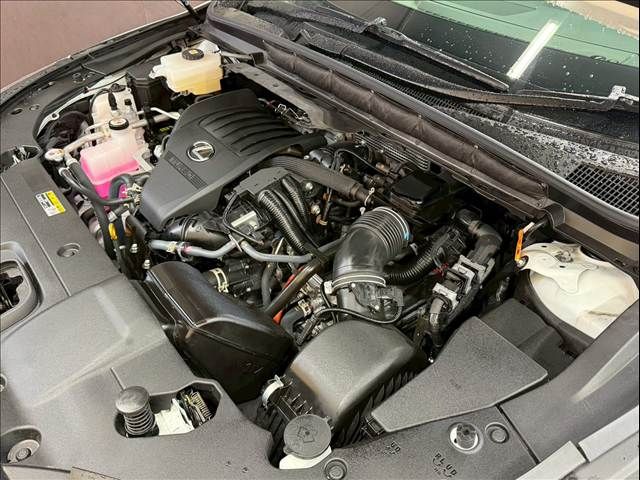 TOYOTA LEXUS RX500H 2023 Image 31